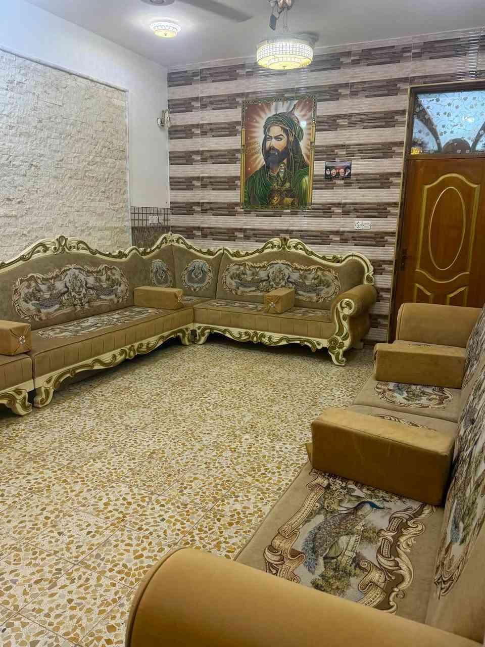 تخم ثقيل أنطيك بي ضمان ١٠٠ سنة 
***********
