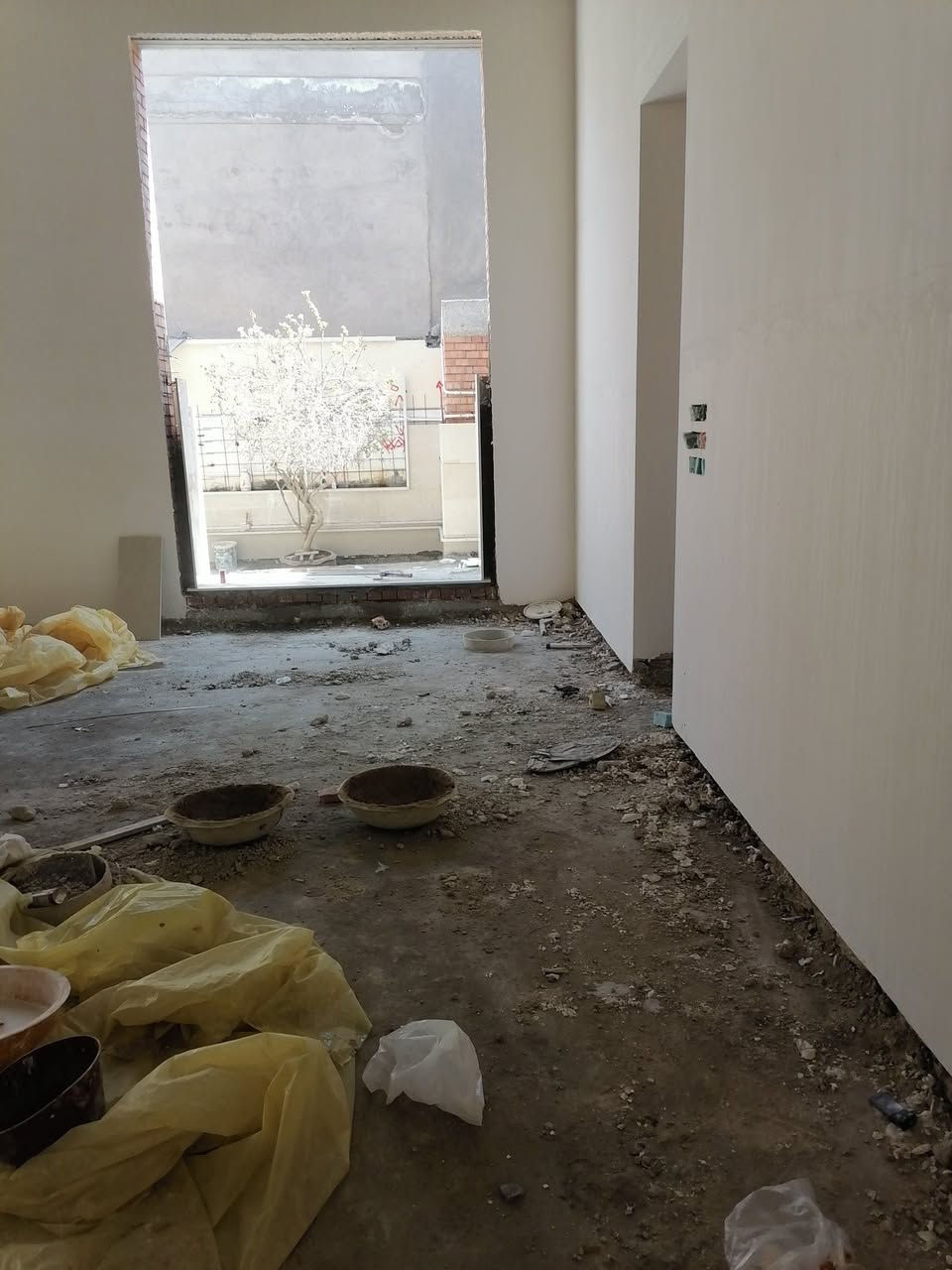 مرخصت مدير الاكروب السلام عليكم اخوتي كادر جص وبورك من الفلوجه شغل درجه اولى سعر المتر شامل التنضيف 6 الف  بغداد فقط متفرغين حاليا اي استفسار ***********
