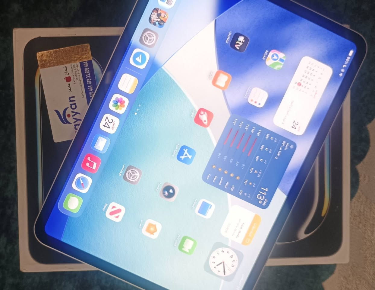 📱 آيباد برو M5
✨ المواصفات:
🔹 الشاشة: 11 إينج
🔹 الذاكرة: 256 جيجابايت
🔋 البطارية: 99%
🔄 عدد الدورات: 113 دورة
🌟 النظافة: 100% (أخو الجديد)
📦 الملحقات: كامل الملحقات
🛡️ الضمان: داخل الضمان
📍 المكان: بغداد
💰 السعر: مليون و375 ألف (بي مجال بسيط حق الجية)
📱 التواصل: واتساب فقط
📞 ***********
