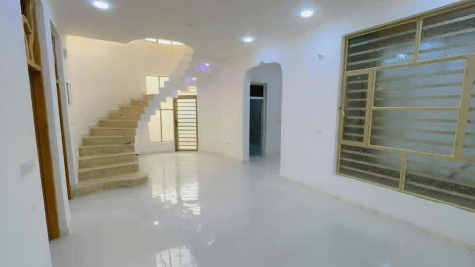 الكوت الحوراء • ٢٠٠م • واجهة ١٠×٢٠