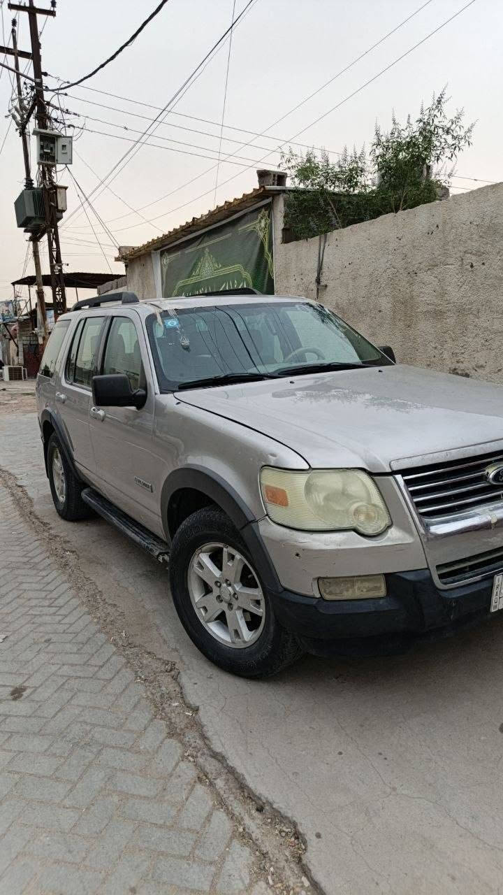 فورد اكسبلور 2007 ادوات السعر 25 وبيها مجال***********
