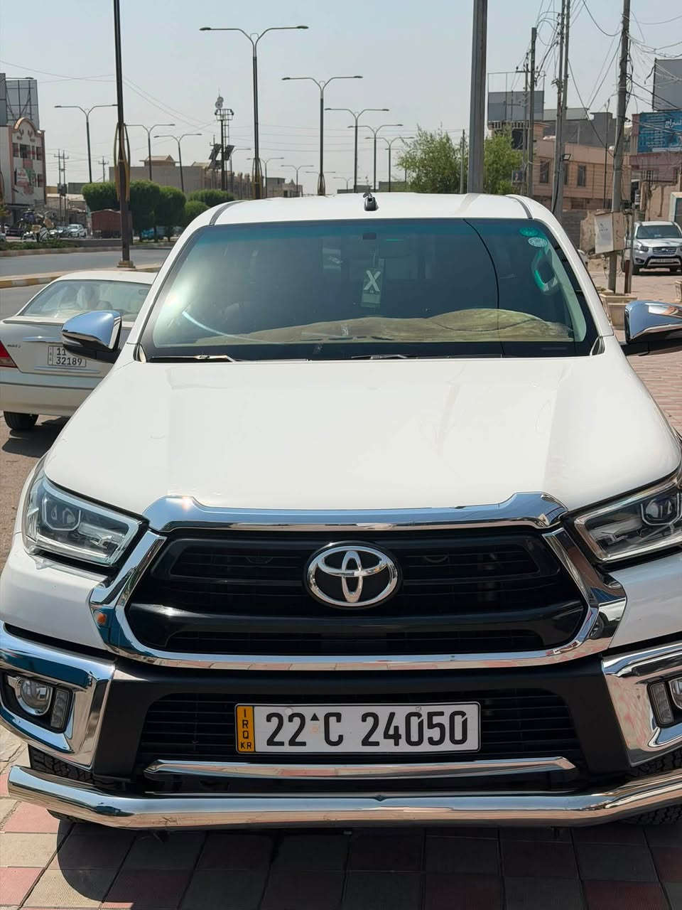 السلام عليكم
للبيع  تويوتا هايلوكس 2021 فورويل 4x4

اوتوماتيك 

رقم السياره اربيل بأسمي شخصياً سنويه لل2031 مجدده وهزه جديده 

ماشيه١٤٥  الف 

السياره جديده جديده كفاله عامه 

سعر السياره 270 بي مجال

العنوان الانبار الفلوجه 

للاستفسار.   ***********
