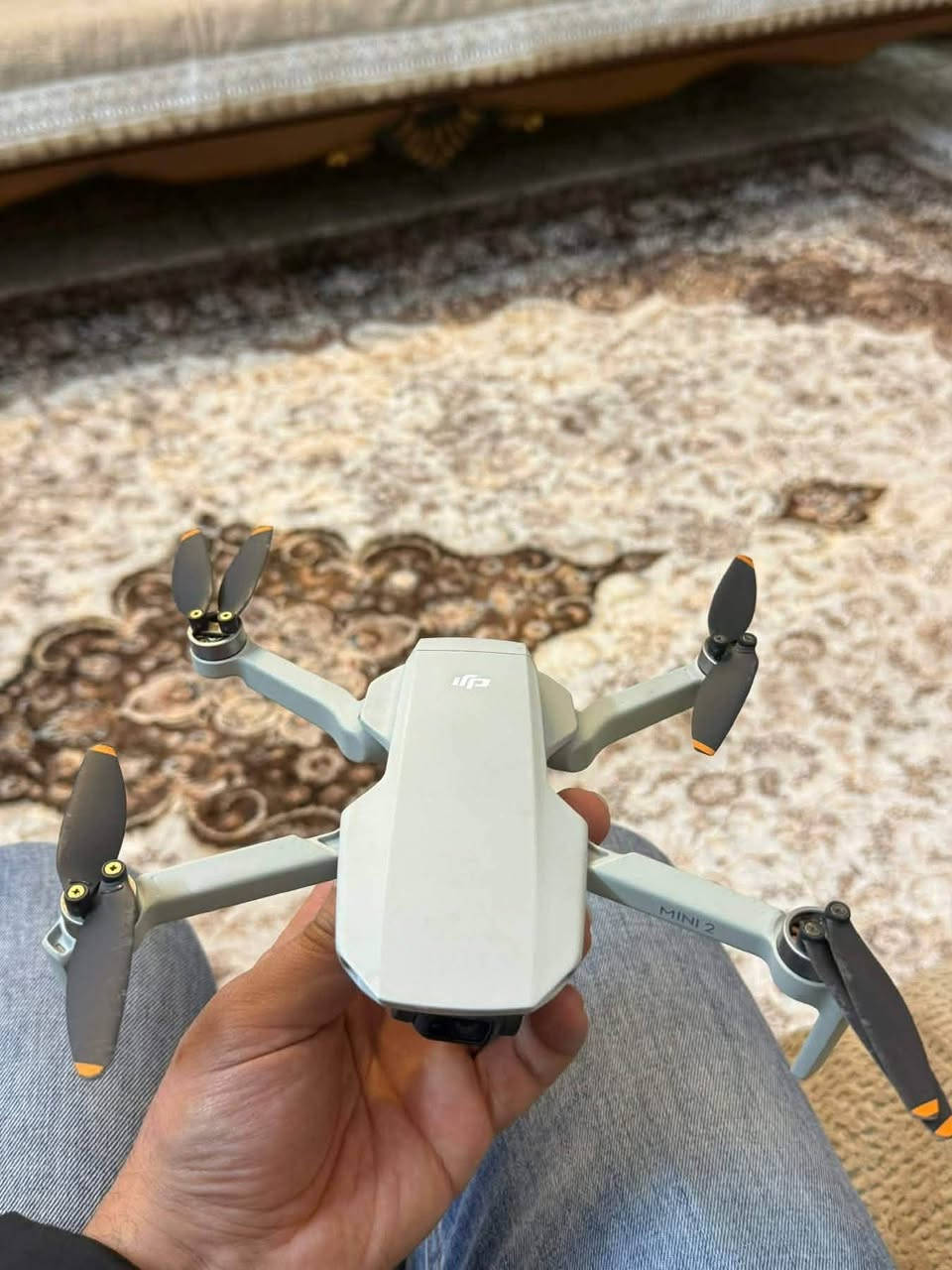 درون Dji min2 للبيع
نضيفه الشراي يتفضل خاص او يتصل 

￼***********
