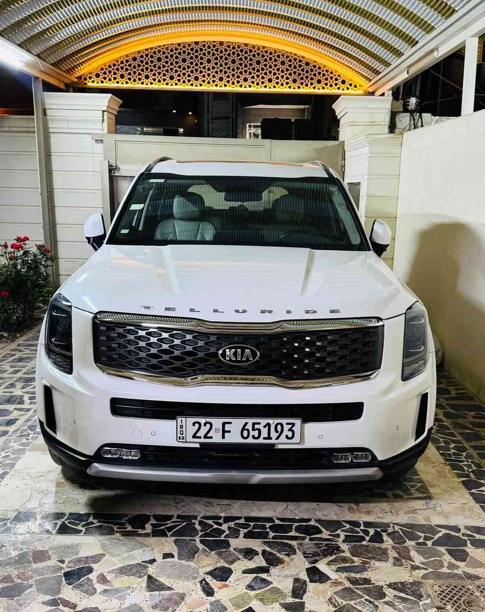 كيا تيليورايد 2020 خليجي نيم
رقم اربيل سنوية وهزة جديدة 

6 سلندر 3800

مواصفات EX 

بصمة وتشغيل عن بعد

رادار جانبي نقطة عمياء

جنطة كهرباء 

مري شفط 

هاندبريك بصمة 

كشنات كهرباء 

تدفئة وتبريد بالمقاعد

فتحة سقف 

وباقي المواصفات المعروفة

ماشية 67

بيها صبغ بحافة الصندوق وبارد بالباب الخلفي فقط الباقي مكفول 

السعر 258

***********
