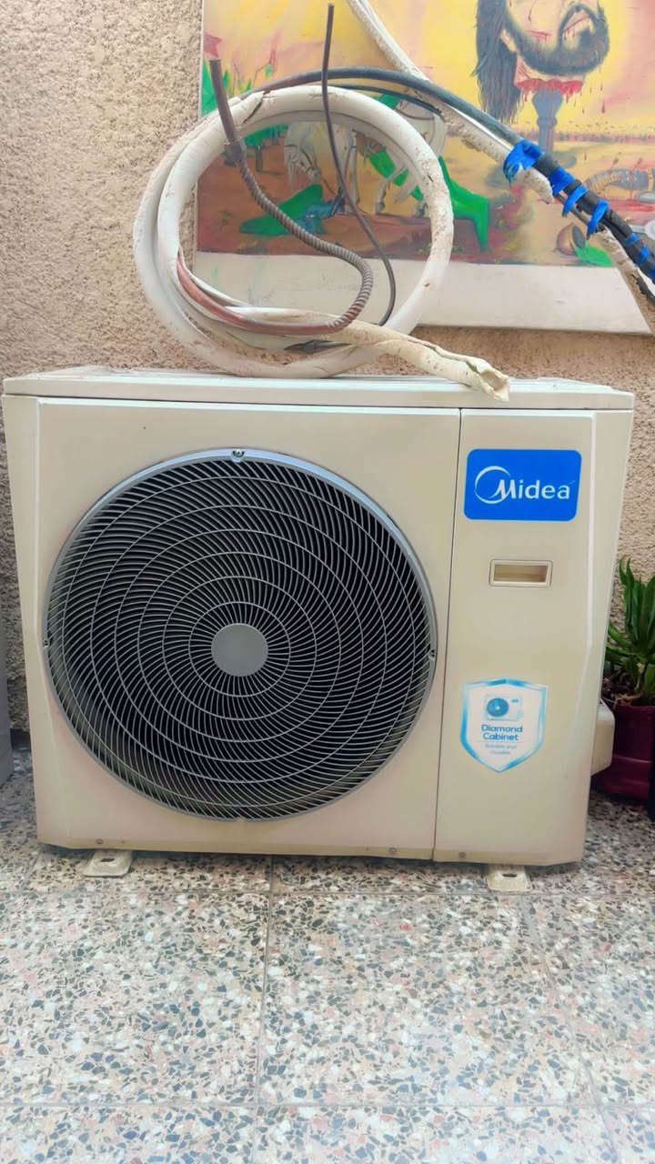 سلام عليك سبلت للبيع 3 طن مديا الحديث كامل بس منقص غاز لكيت البوري ذاب غاز ودهن من ورة البوري مادري بعد من البوري بي خلل 500 وبي مجال ***********
