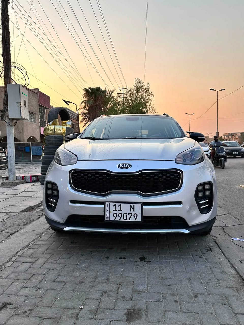 السلام عليكم

بيع او مرواس
سبورتج سلفر موديل 2018 فول مواصفات داخل جلد كشنات تدفئه حساسات خلفيه رادارات جانبيه بانوراما مكينه 2400 GDİ  مودات قياده سياره جديده كلش وكامله صدر نضيف  
الضرر جاملغ وبنيد ومصبوغ شبر من الباب مباوكين اللون  وصبغ جوه قبغ البانزين اثر جراد 
سياره جاهزه من كلشي 
السعر 132 بي محال
العنوان بغداد حي الاعلام
***********
