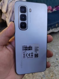 انفنكس هوت 50 برو • ٢٥٦/٨ • ٥٠٠٠ بطارية