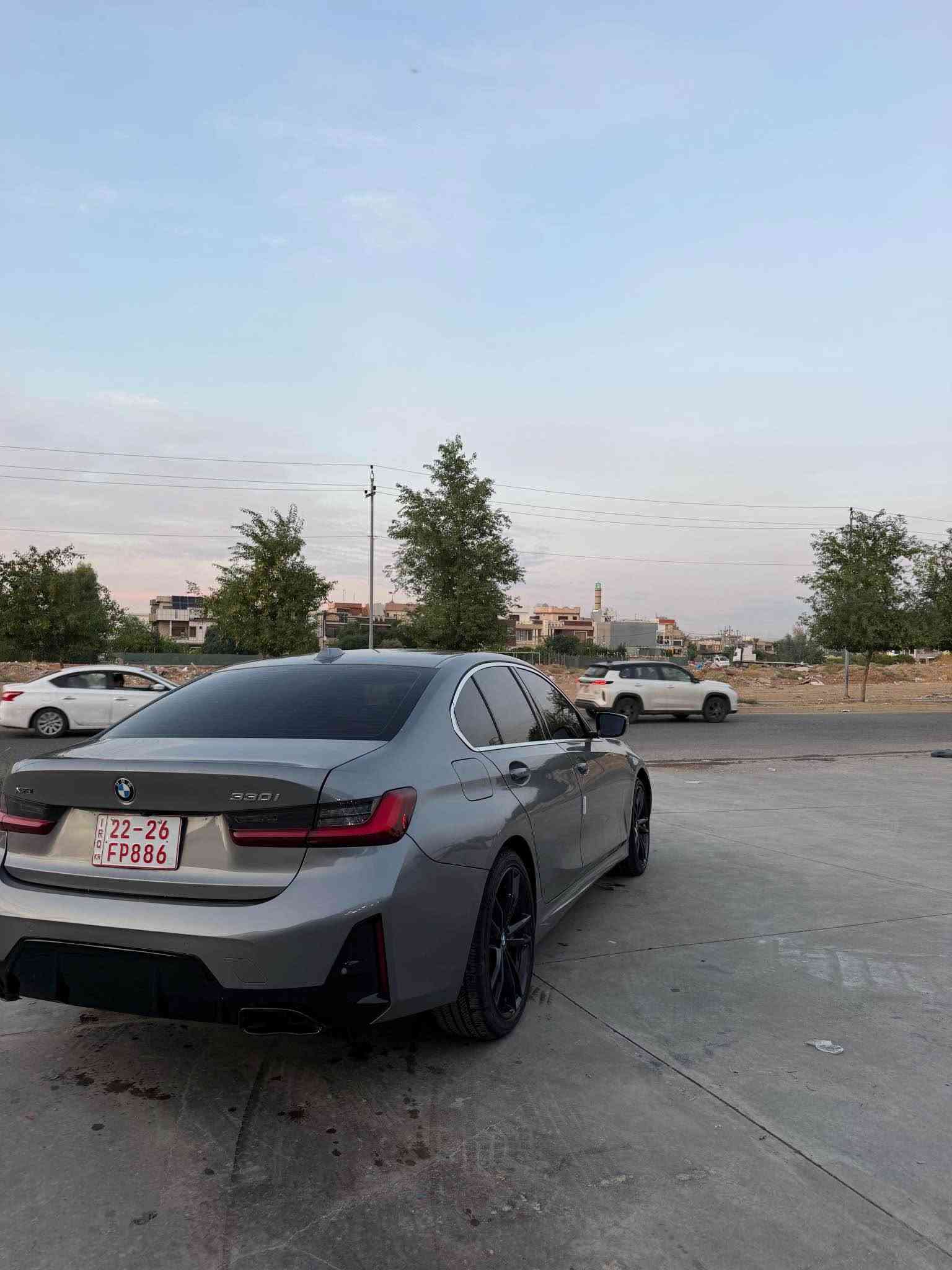 بي ام دبليو ٣٣٠ • ٢٠٢٤ • فل مواصفات