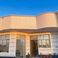 خلف جامعة الرشيد • ٤٠٠م • بناء ١٨٠م