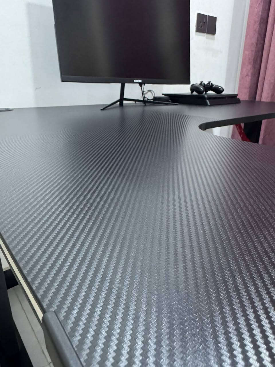 سلام عليكم للبيع مستعمل كم شهر ونظيف جداً بي انارة ملونة نقص فقط المحولة ب150 وبي مجال 
بغداد الدورة 
العمق 60 والزاوية 100 والعرض 140 
***********
