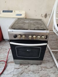 طباخ • نظيف وشغال • وبي مجال