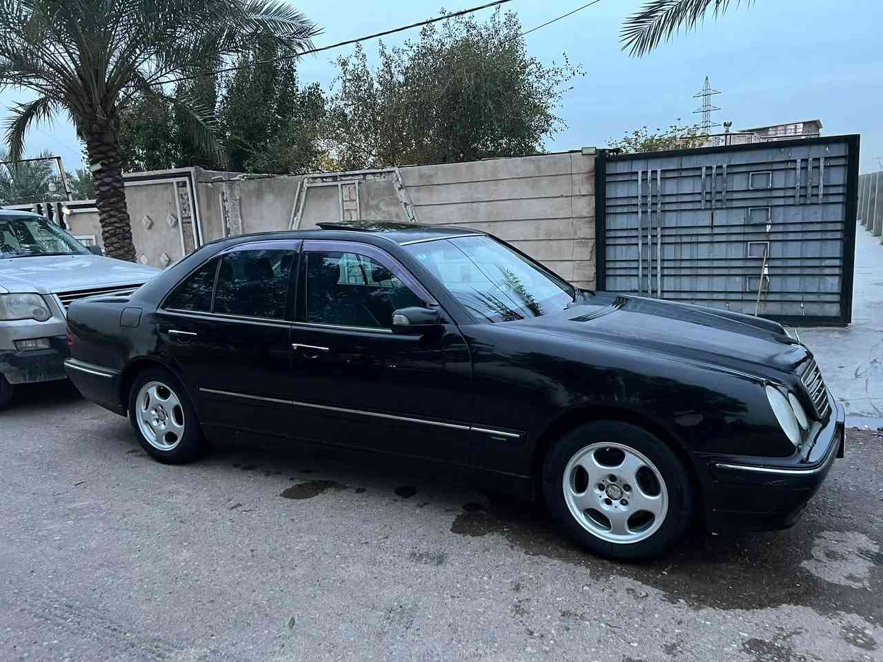 السلام عليكم شباب ام عيون موديل 2000 بسمي مكينه كير صدر خلفي امامي تبريد كهربائيات كولهن مكفولات السياره بيهه جراد قليل مكان السياره بغداد الشعب الاستفسار ***********
