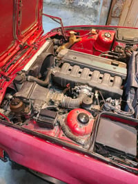 من رخصة الادمن BMW E34  525 للبيع سيارته نضيفه مكينه كير أكسل مكفولات ...