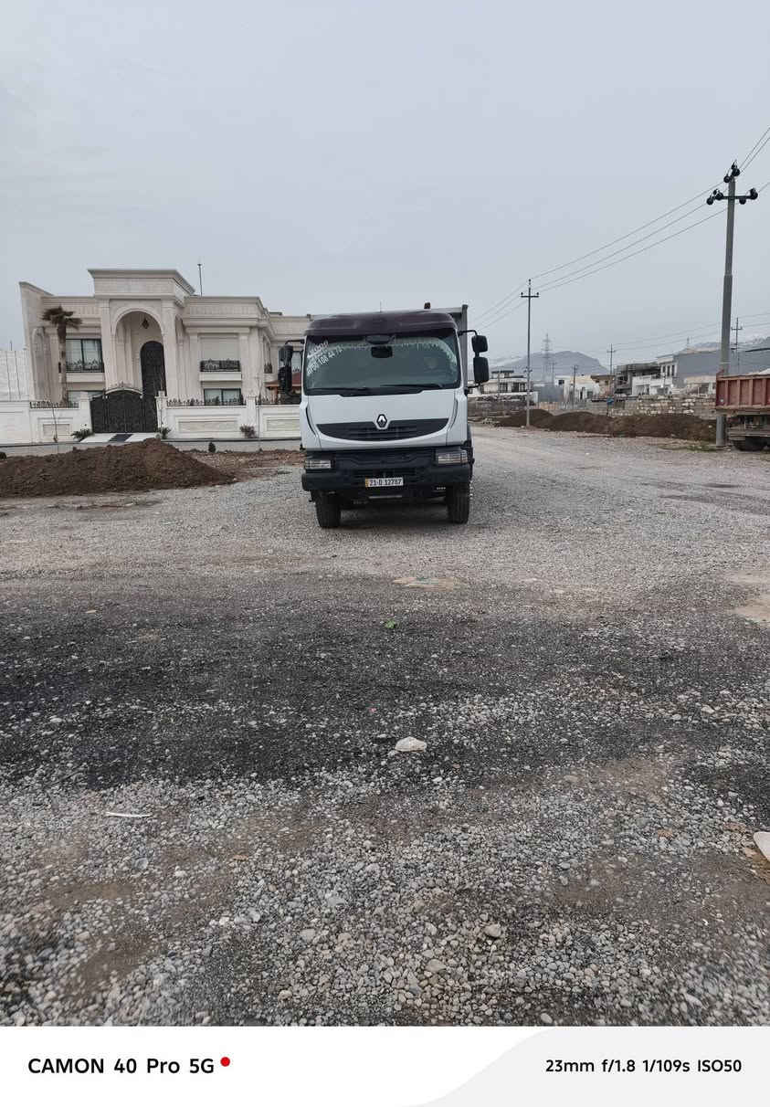 ەڕینۆ مۆدیل 2006 بۆ فرۆشتن حسەی گاز کەرکوک هەیە بۆدی 18مەترە نوێ یەحجم مەکینە420ئەنجیکتەرە هەموو  گیانی بەشەرتە سەیارە کە لەئیش دایە سەنەوی تا2031نویەبۆزانیاری زیاتر پەیوەندی؟*********** _***********

نص مكتوب في الصور:
- 3:57 PM
- Dec 29, 2025