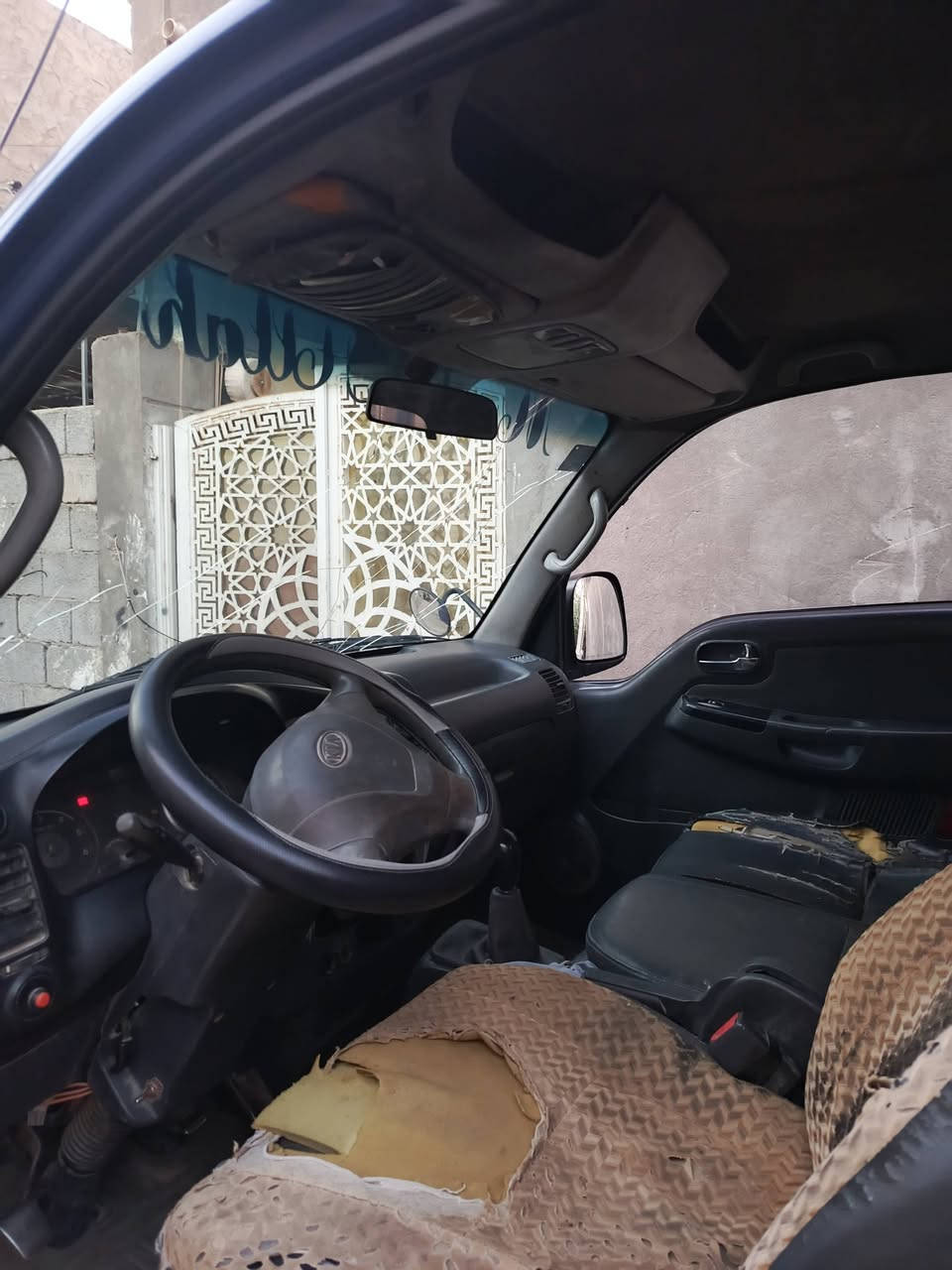 للبيع كيا فحل رقم ديالى مشروع وطني موديل 2004تخم تاير سياره محرك.                  محور بم نوزل صدرجديد محرك جديد سيارة في كربلاء المقدسه شرط امداور ***********او***********3
