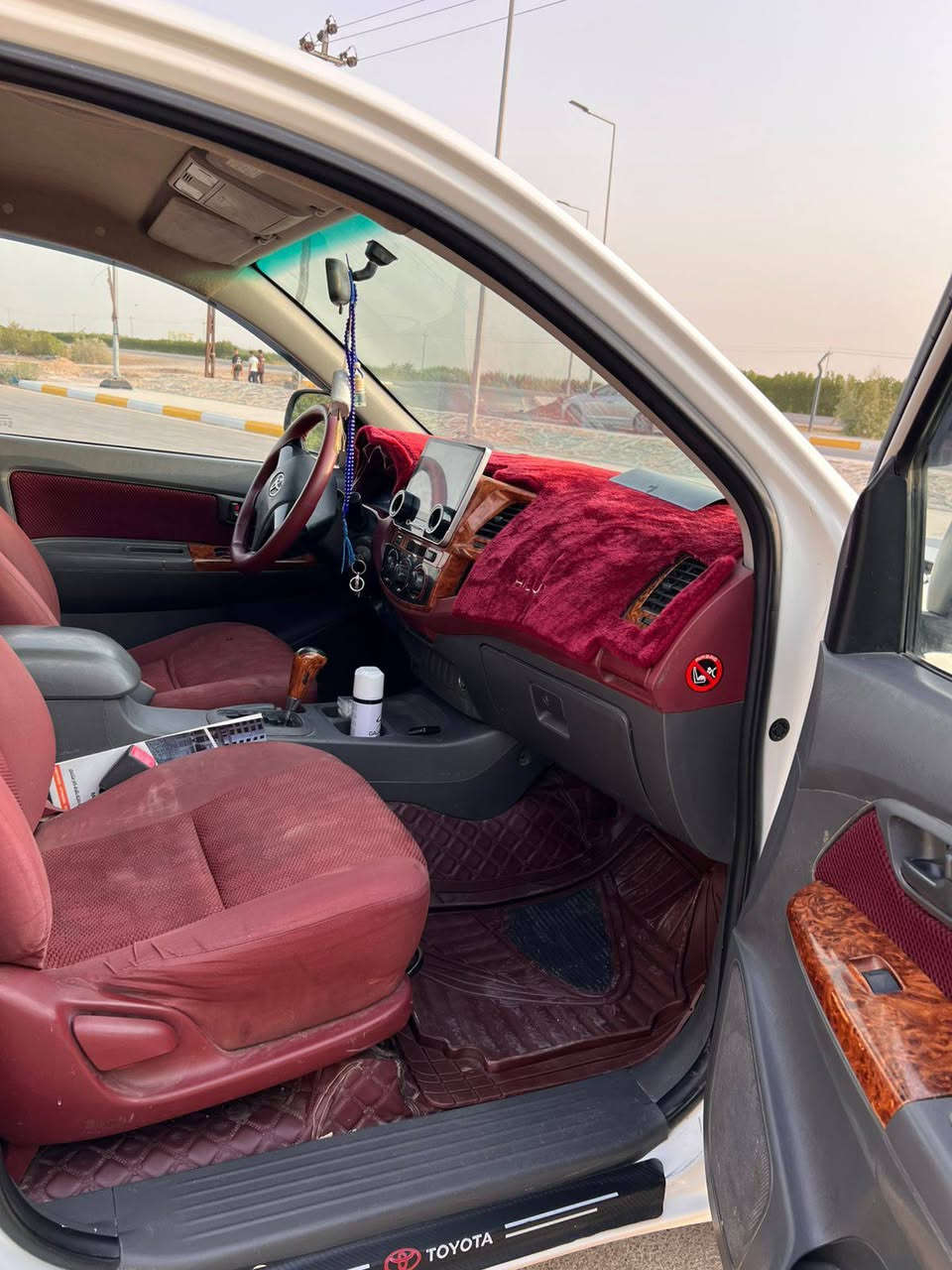 🚗 للبيع فلاونزه 2012 — جاهزة للشغل والسفر
🔹 المحرك: 2700 سي سي، 4 سلندر
🔹 الدفع: عادي
🔹 القير: أوتوماتيك
🔹 العداد: 390 ألف كم
🔹 اللون: أبيض 🤍
🔹 حالة المكينة والقير: جيدة
🔹 التبريد: دَفّة جديدة ❄️
🔹 التايرات: جديدة 🛞
🔹 الصبغ: موضح بالسونار
🔹 رقم السيارة: مثنّى
📍 الموقع: الكوت — ناحية الدبوني
💰 السعر: 155$قابل للتفاوض للجادين
📞 للاستفسار والاتصال: ***********
🔥 السيارة جاهزة وبحالة جيدة، والبيع للجادين فقط.
