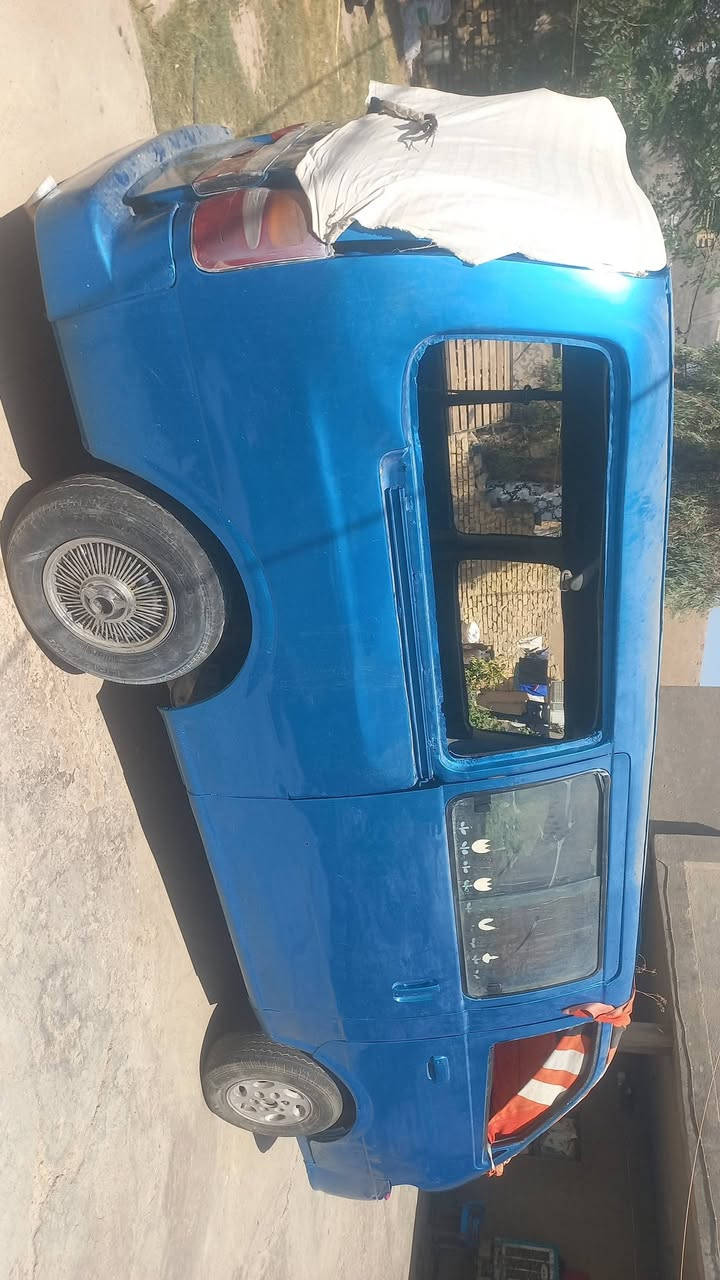 كيا بريجو موديل ١٩٩٦ رقم بغداد 
سياره معمر جديد ريد بيع محتاجه  
مكان بغداد المعامل  رقم 
*********** حمودي
