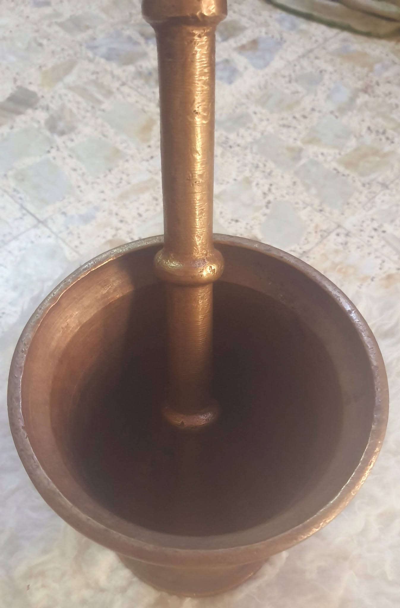 هاونات  عدد اثنين مخطط بغدادي الارتفاع واحد ١٨ واحد ١٧  نضافه١٠٠بل١٠٠ راغب بل اقتناء تواصل رقم الهاتف ***********ابو علي  او الخاص مفتوح  يوجد توصيل الجميع انحاه العراق
