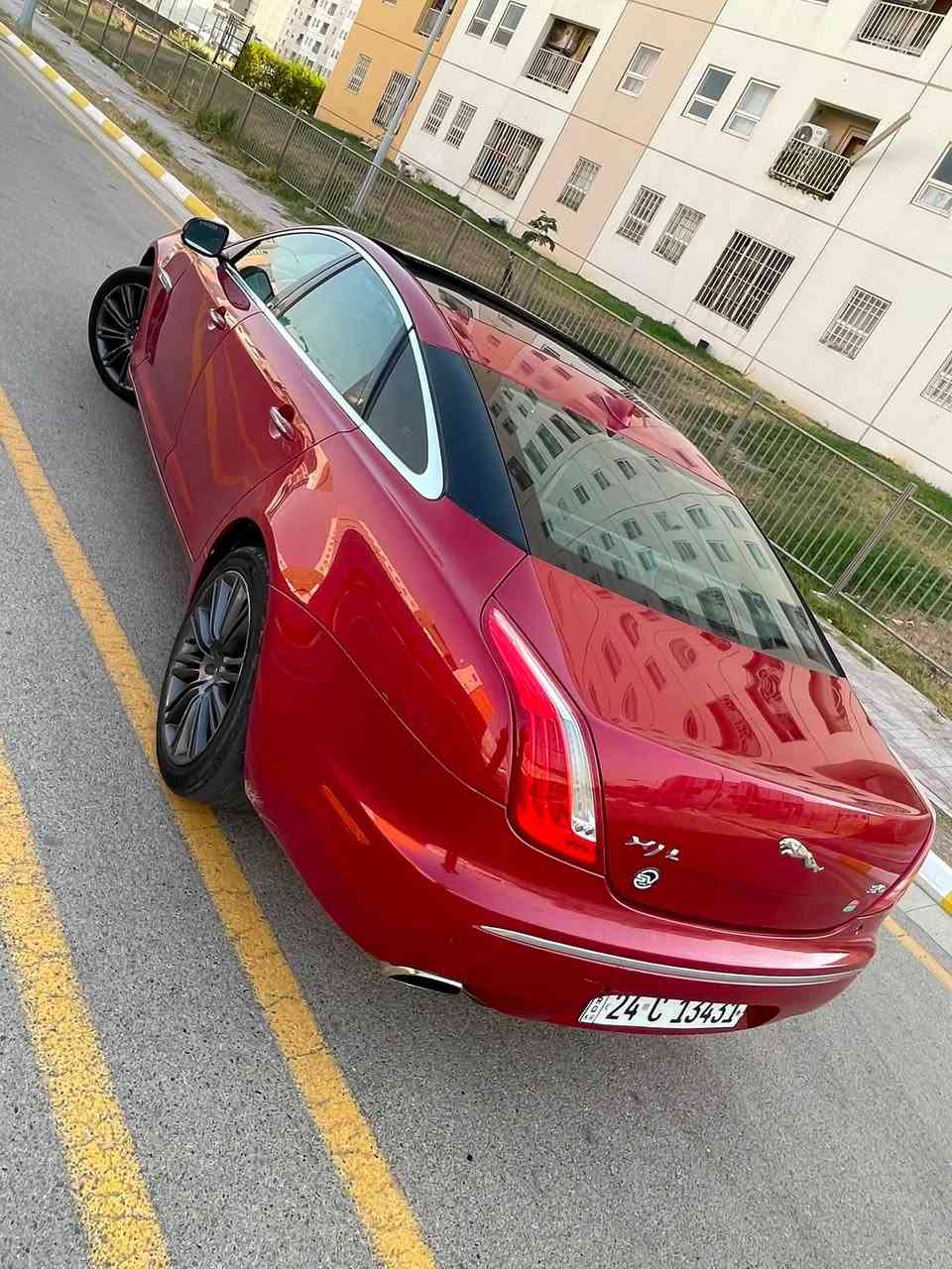للبيع جاكوار ٢٠١٥ خليجي _XJL vip بيها قطعتين صبغ اثر شخط باب وجاملغ بدون ايرباك بدون دواخل باقي كفالة كير ومحرك جدد صدر نضيف السيارة فول مواصفات اتعب اذا اذكرهن رقم دهوك باسمي رقم جديد وسنوية محرك٣٠٠سوبر جارج كلش نضيفة ممتعوبه وبيها سيرفس جديد وتخم تاير جديد السعر ١٣٢ مكاني بغداد ***********
