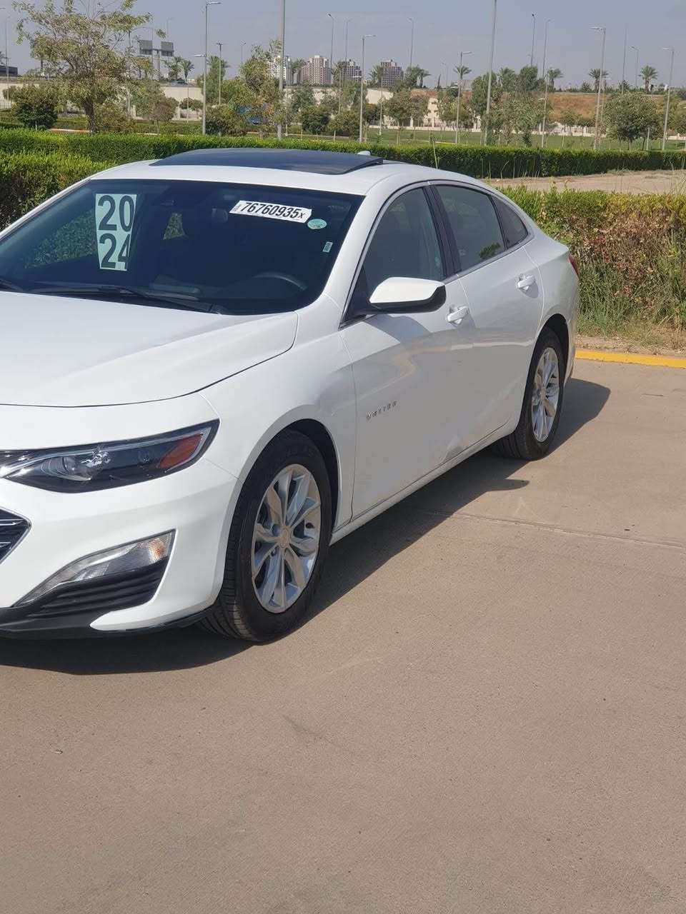 للبيع ماليبو ( 2024 ) LT 2
السعر 128مجال بسيط

مكينة 1.5L توربو 

ماشية 54 فقط 

المواصفات : 1/1 
-بانوراما 
-رادار امامي وتوقف ذاتي 
-حساسات خلفية 
-تحديد المسار 
-بصمة + تشغيل عن بعد 
-ويل كب
-هيترات الكشنات وكرسي كهرباء 
-تحكمات ستيرن + مثبت سرعة 
-مانع انزلاق 
-اوتو ستوب
-شاشة + بلوتوث + واي فاي وكار بلي 
-كامرة خلفية 
-مدخل usb + aux + type c
-تبريد قطعتين 
-هاند بريك بصمة  
-حدادية زيرو 

السيارة بحالة الوكالة
فقط جاملغ صبغ 
مع نصف جاملغ خلفي صبغ امريكي

مكان السيارة اربيل 
رقم كاتي 
*********** أربيل, العراق
