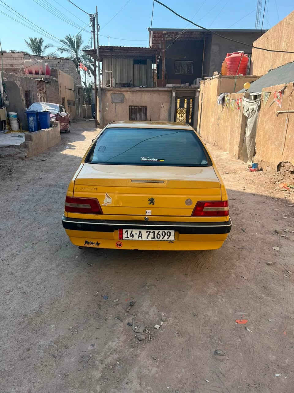 السلام عليكم…
بيجو 405 رقم الدولي جديد البصرة هزه جديدة سنوية تنتهي 2030 سيارة ب إسم اخوي تحويل مباشر سيارة مكينة وكير جديد حدادية امامي خلفي خير من الله سيارة معمرة خياسات دواير جاملقات وقمارة تبريد واحد ع واحد كهربائيات واحد ع واحد سيارة مال جناي ماتعب وشراي أنا بخدمتة 

عنوان البصرة ابو الخصيب 
سعر 30 
الرقم ***********
