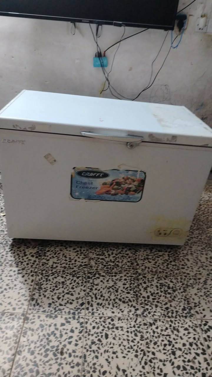 للبيع بسعر 300 كلشي مابيها شغاله وحجم الكبير الي يرغب الاتصال على هذا الرقم ***********
