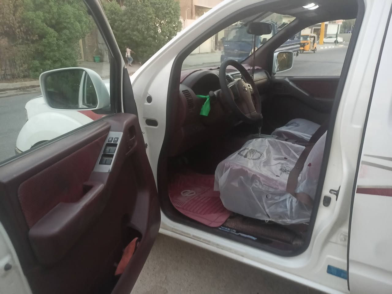 سلام عليكم بيكم نيفارة مديل 2013
سيارة بلادية سيارة نضيفة خير من الله سنوية جديدة بسمي  سنوية وتحويل ثاني يوم سيارة مكان بغداد عرضهة 125 

هاذا رقمي ***********
