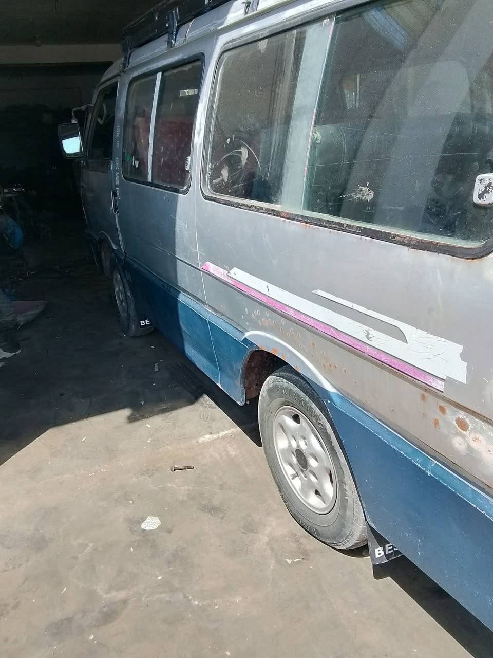 سلام عليكم كيابسته موديل 94سنويه كير مكينه كسل رقم حمل بلاديه بم جديد كامله بور مشط صاقطه سعر 23وبيه مجال ***********
