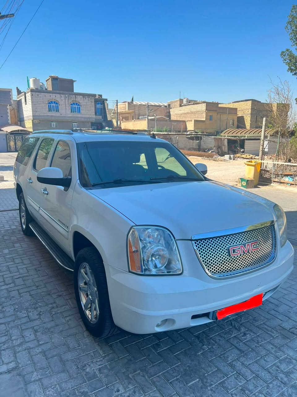 السلام عليكم
جمسي يوكن  دينالي طويل 

مديل 2008 

كندي كفاله عامه ضربه صبغ تبديل وبارد 

مكينه كفاله 

فول مواصفات فتحه وجلد وشاشه وكامره وباب خلفي كهرباء 

رقم بصره بأسمي تحويل  ثاني يوم 

مكاني البصره / ***********

