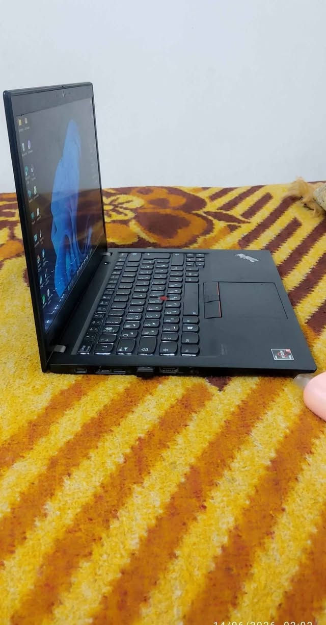 رايزن ٥ برو 4650U • ٨ جيجا رام • ١٤ إنش