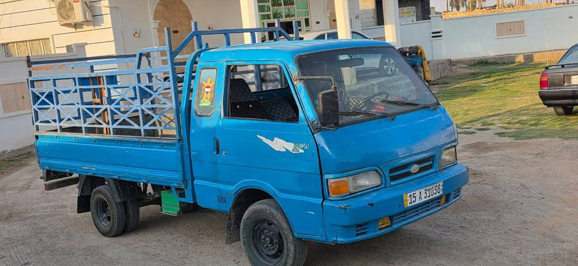 سلام عليكم بيع كيا حمل موديل 96رقم الانبار انكليزي  مداور ثاني يوم 7جنكال حصير نضيفه مكفوله من ضربه وصبغ مكينه كير اكسل باور تخم تاير حداديه تريك وين متريد  سياره مال جناي متخسر عليه الف دينار جاهزه سعر 50 وبيه مجال رقم الهاتف ***********
