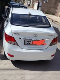 أكسنت ٢٠١١ • فتحة سقف • الموصل