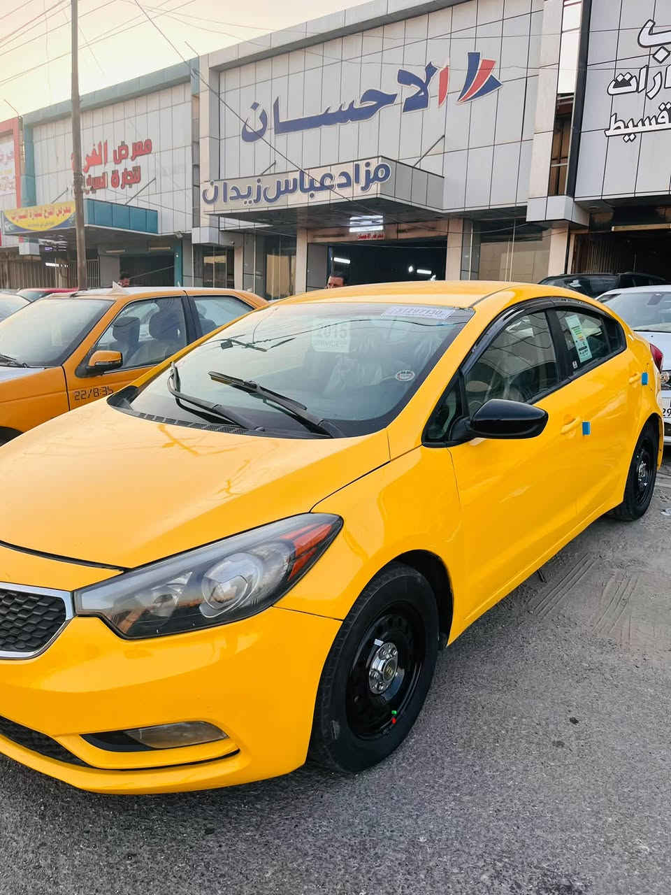 فورتي مديل 2015 اقساط مقدمه50
سياره جاهزه مكينه كير تبريد بدون كفيل بدون ماستر سكنه بغداد فقط فقط رقم الهاتف ***********علي عامر معارض الحبيبيه معرض الذهب يشمل الكاسب ايضاً
