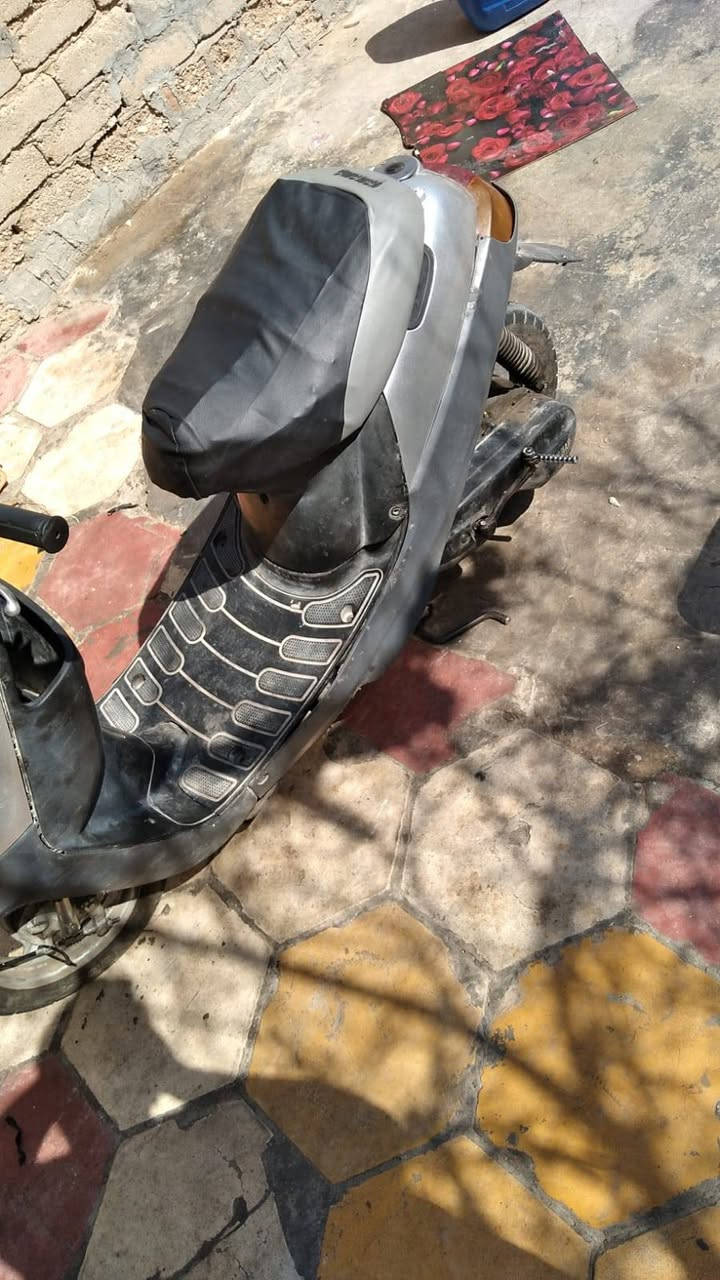 سلام عليكم للبيع دراجه بطه شغاله كامله.هندر واحد كهربائيات كله شغاله مكينه ناعمه شاصي نضيف سعر ب120 وبيه مجال مكاني بكربلاء الواتساب *********** ***********
