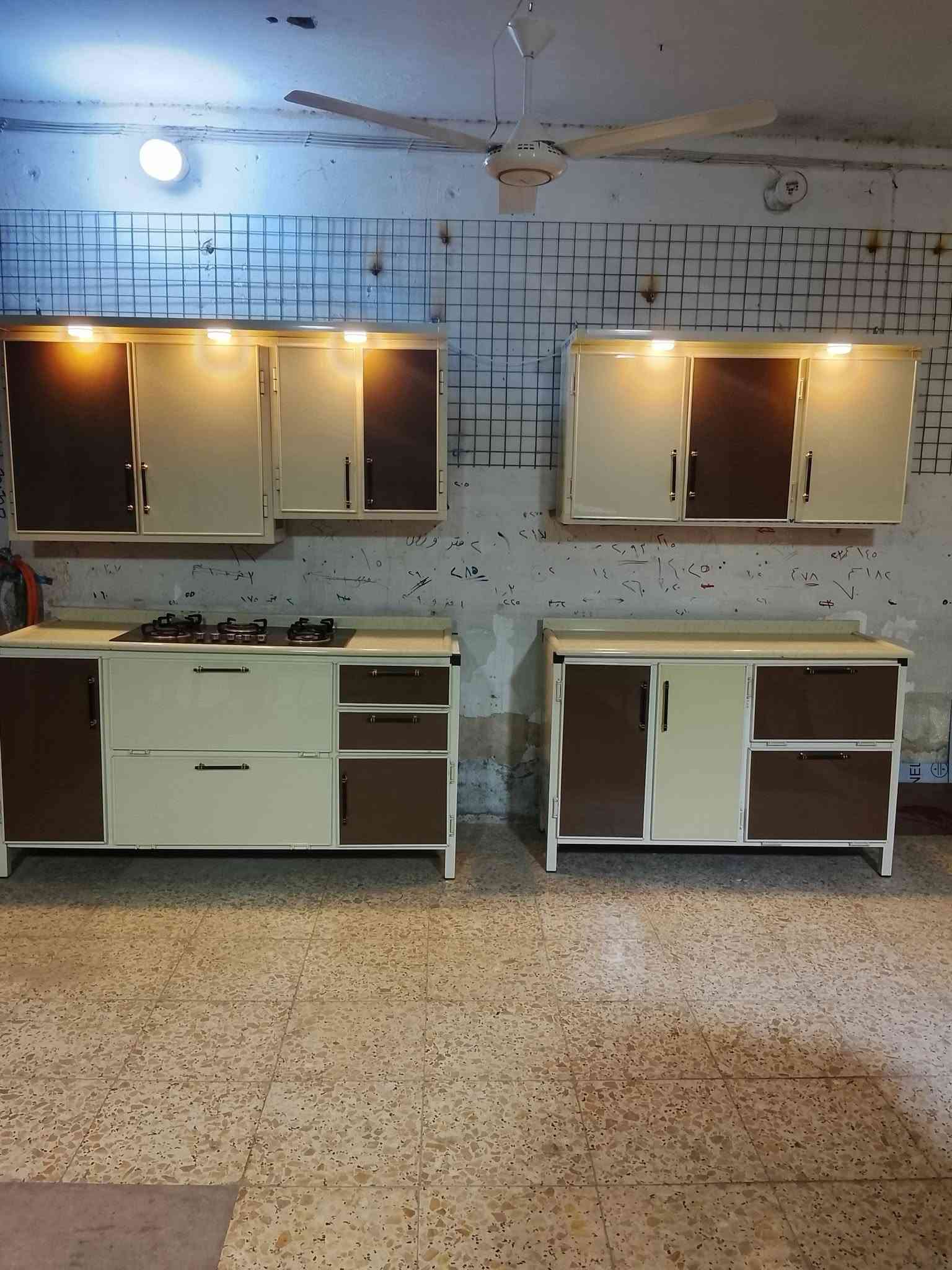 كاونتر تفصال درجه اولى 5قطع كله مرمر مع طباخ نضيف جدا لا يوجد ضرر العنوان بغداد الشعب ***********
