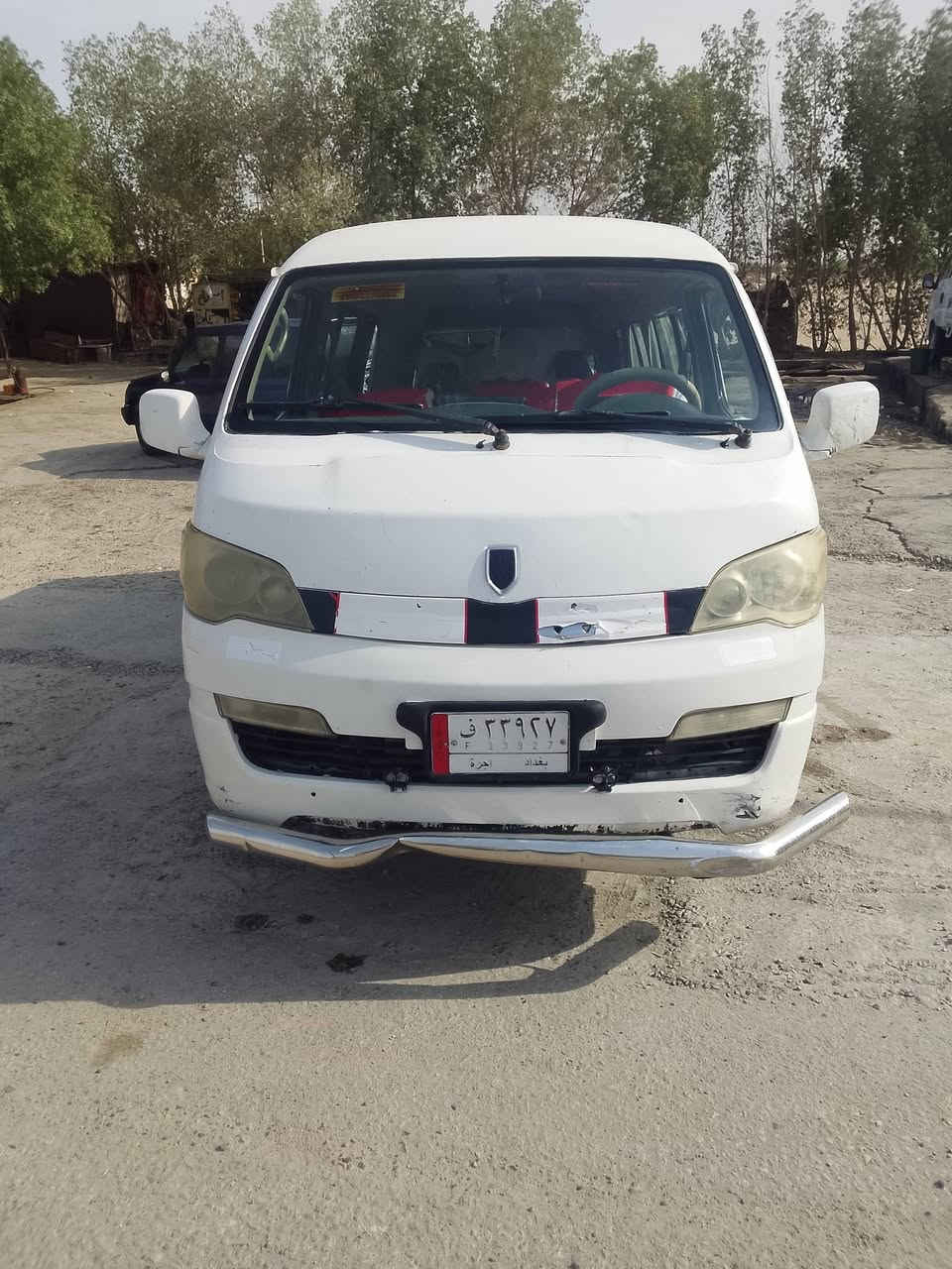 سلام عليكم سيارة جنبي موصليه مديل 15سنويه عضم عاج مكينه كير اكسن حداديه مكفولات مكان نجف سعر 32وبيها مجال رقم ***********
