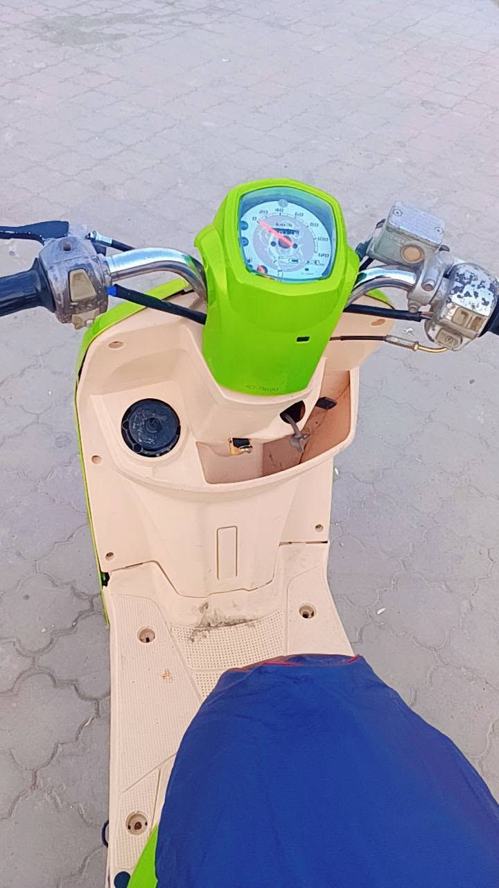 للبيع
محرك بلاد ما مفتوح 
السعر خاص 
البصرة الزبير 
الي يريد يعرف سعرها والشراي يراسلني أو يتصل 
***********
