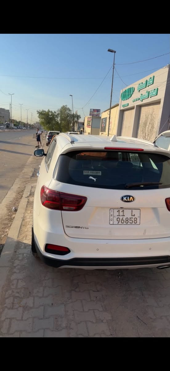 البيع سورنتو 2020سياره كفاله بس قطعتين زغار بارد بل جاملغ الخلفي الاستفسار ***********
