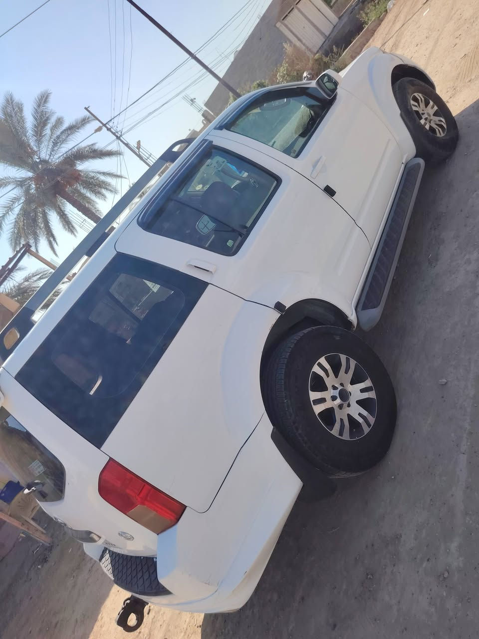 نيسان بافندر خليجي نص فول رقم بغداد ألماني مشروع وطني الرقم الجديد انكليزي دولي موديل ٢٠٠٨ السياره مكفوله من الحادث والصبغ عدا صبغ بس الدعاميه الاماميه او صبغ شبرين وره قبق البانزين والباقي مكفول رقم محرك ابلادي كير ابلادي صدر جديد تخم تايرات جديد كامره حساسات تحكم استيرن قطعتين تبريد السياره جاهزه من كلشي اي نقص مابيه السعر ٩٠ او بيه مجال بسيط الاتصال على الرقم ***********

