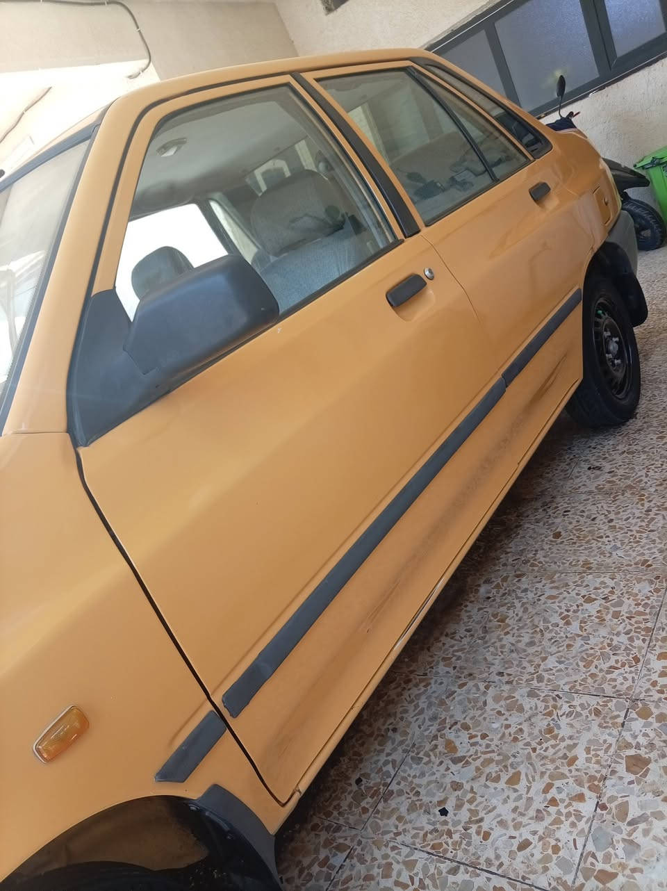 سايبا مديل ١٤ سيارة مكفوله من الضربه وصبغ وتبديل كير مكينه كفالة تبريد ثلج سبير ما نازل سيارة لك بس تكحيل بل جاملغ الخلفي السعر ٣٨ للاستفسار ***********

