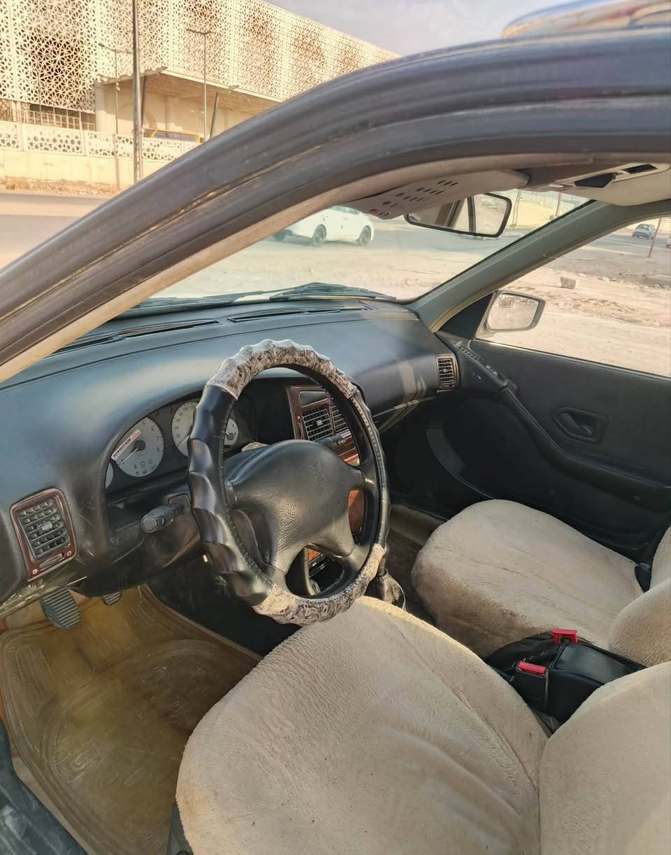 للبيع مستعجل بيجو بارص مديل 2012 رقم نجف ألماني شرط التحويل مكفولة ضربه وصبغ عده بارد بل جنطه فقط بدون صبغ مكينه بيها خيط بخار فقط حداديه وتبريد كير مكفولات مكاني نجف كوفه *********** السعر ٣٣ وبيها مجال حك الجيه

نص مكتوب في الصور:
- إدخال نص