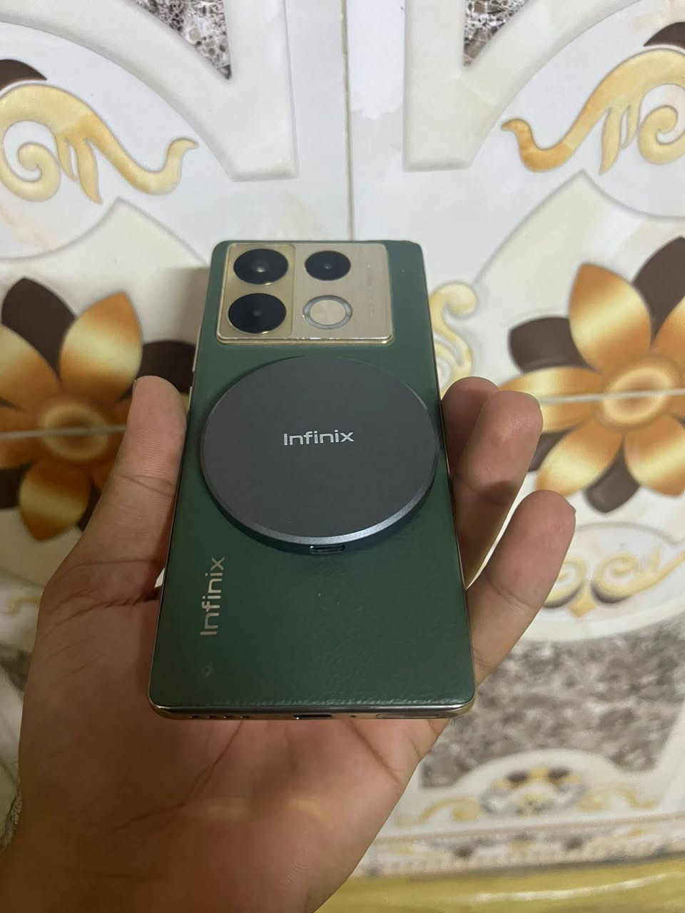 نوت 40 برو
Infinix Note 40 Pro 12/256GB
رام 24GB بالتوسعة 🔥
شحن 70W يشحن 50% بـ 16 دقيقة
كاميرا 108MP
السعر: 210 الف دينار
شحن ماك سيف 
فقط دون شاحنة
عنواني بغداد-مدينه الصدر
رقمي ‏‪***********‬‏
