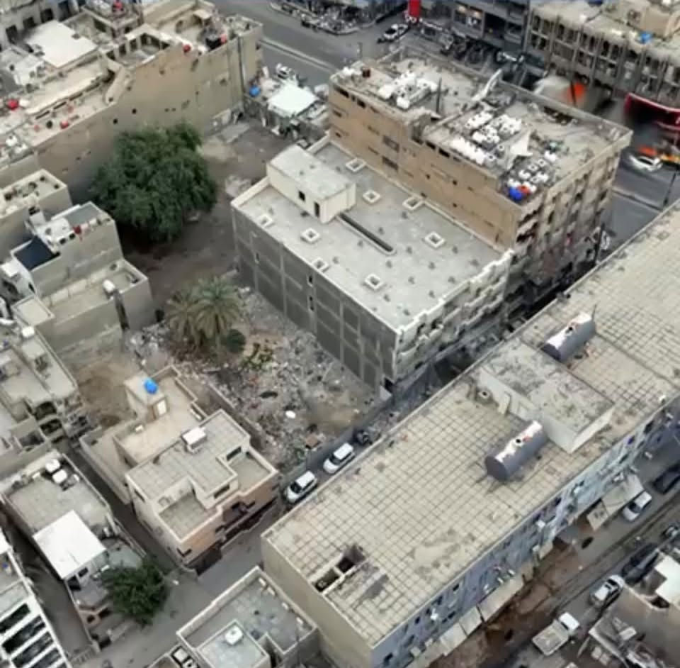 فرصة استثمارية نادرة في قلب الكرادة – بغداد
 للبيع قطعة أرض تجارية بموقع استراتيجي مميز

تقع بين شارع الكرادة داخل وشارع أبو نؤاس، في واحدة من أكثر مناطق بغداد حيوية وطلبًا.

 مميزات الموقع:

* موقع تجاري مميز وقيمة استثمارية عالية.
* قريبة من شارع أبو نؤاس ونهر دجلة.
* محاطة بالمطاعم، المصارف، الشركات، والأسواق.
* سهولة الوصول من جميع الاتجاهات.
* مناسبة لإنشاء مجمع تجاري، مطعم، كوفي شوب، بناية مكاتب، أو مشروع استثماري مميز

استثمر اليوم في موقع يزداد قيمة يومًا بعد يوم.�هذه فرصة حق
للتواصل والاستفسار على الرقم 
***********
