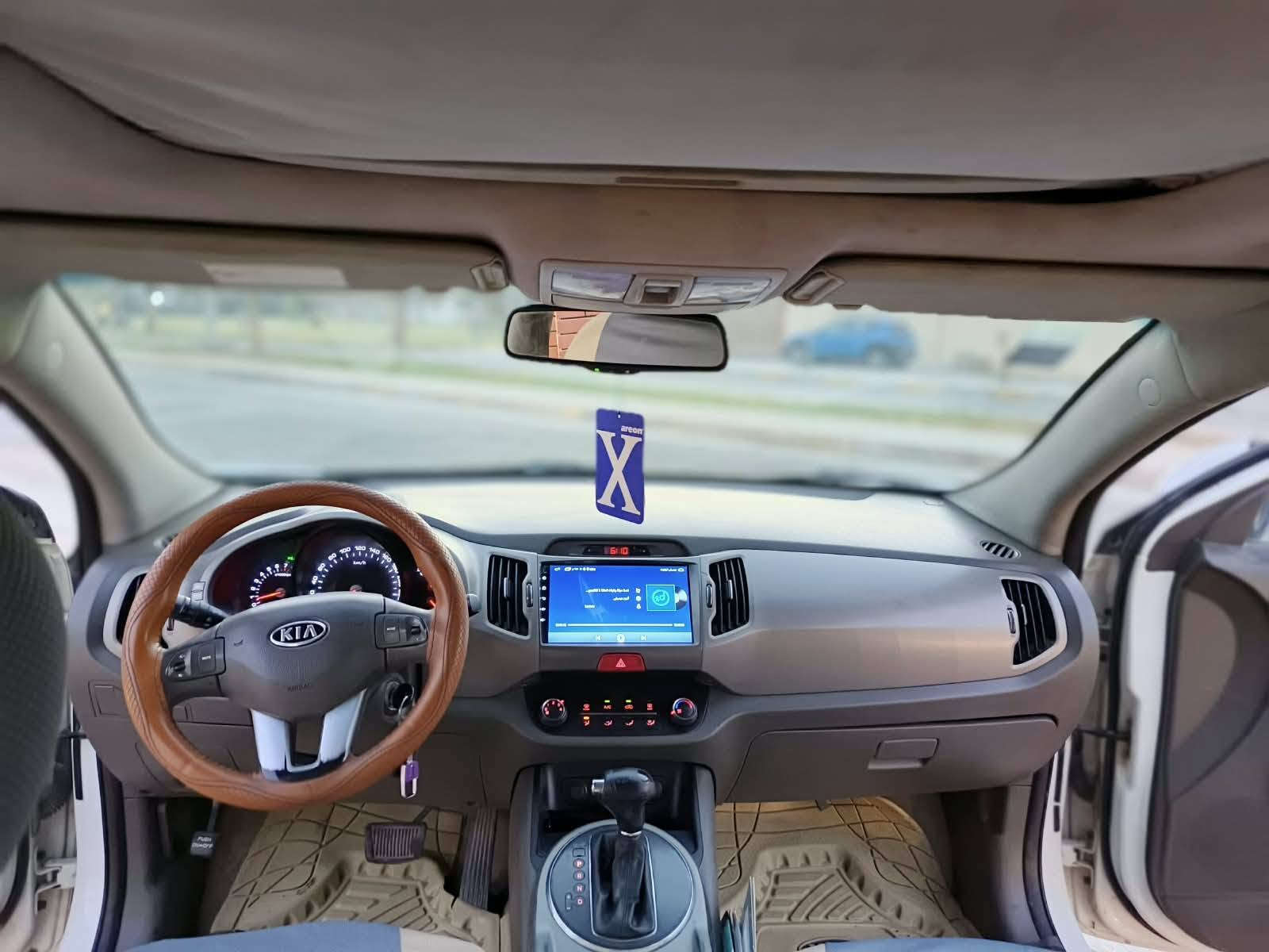 سلام عليكم للبيع سبورتج موديل11خليجي فول مواصفات بنرامة شاشه كامره تحكم ستيرن سيره جديدة رقم كربلاء نكليزي بسمي تحويل مباشر سيارة بيهة ملاحظه صبغ بصيطة محرك 2000دوش سعر 125بيهة مجال مكان كربلاء ***********
