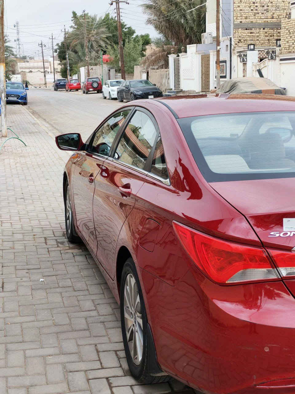 السلام عليكم 
سوناتا موديل 14
اربيل بسم شركة شاهو تحويل وكالة تريده
مكفولة من صبغ و الحادث 
ماشيه 105
مكينه 2400
كير مكينه بلاد بدون فتح
مكان السياره الديوانية 
السعر 123 وبي مجال بسيط
باقي المواصفات وتفاصيل بصور
***********
