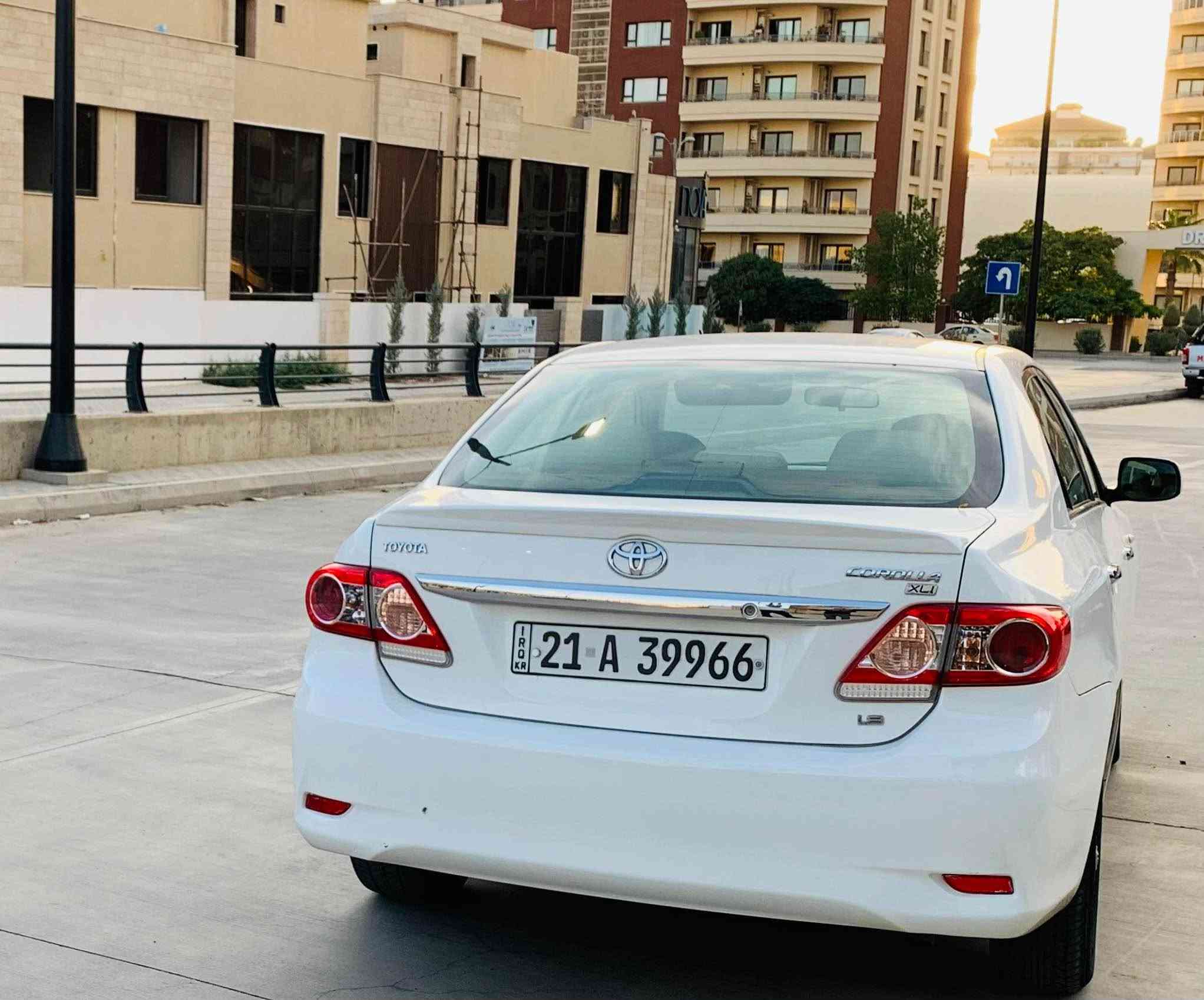 تویۆتا کرۆلا٢٠١٤
مەکینە گەورە 
بێ بۆیاخ بی کرانەوە یەک پەلە پدی ئاری پچووک  دەرگای دوای لای سایەق
١٨٧٠٠٠ هەقیقی رۆشتوە
سەنەوی هەموی تازەیە تا ٢٠٢٩
مالی دۆستە یەک دینار مەسرەڤی نیە

*********** السليمانية, العراق
