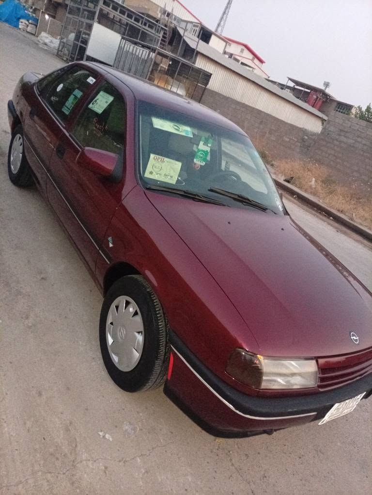 السلام عليكم
اوبل فكترا موديل 1991

رقم كركوك مشروع وطني 

سنويه لغايه2029

شرط التحويل  

بطاقه بانزين بيها 

محرك 18

كير ومحرك شرط لاصرف لابخار 

 باور 

سياره بدون ضرر بدون خياسات مصبوغه عام جماليه فقط شرط بدنه بلاد بلاد18مامحورشرط

 دواخل جديد لوك كود بنزين موجود

صدر امامي خلفي والكهربائيات كلها جدد شرط 

سعرها 47 بيها مجال لشراي مكان سياره كركوك 

تعليق ماسنجر ماجاوب شراي اتصل وتأمر *********** كركوك, العراق

