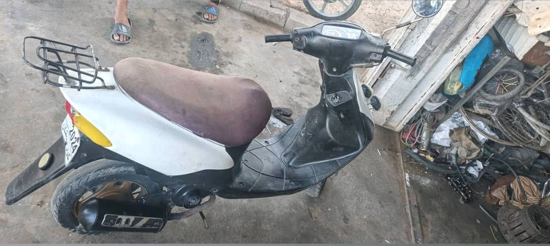 دراجه بطه ياماها للبيع السعر 170 نهايتها 150 فقط نقص فلتر دهن والجوين مال شوته طاك تبدله
 ب5 ماتكلف الي ياخذها 25 الف تصليح نسبة نضافتها 80 بلميه العنوان ناحية يثرب للتواصل ***********