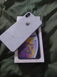 آيفون XS ماكس • ٢٥٦ • فيس ايدي واكف
