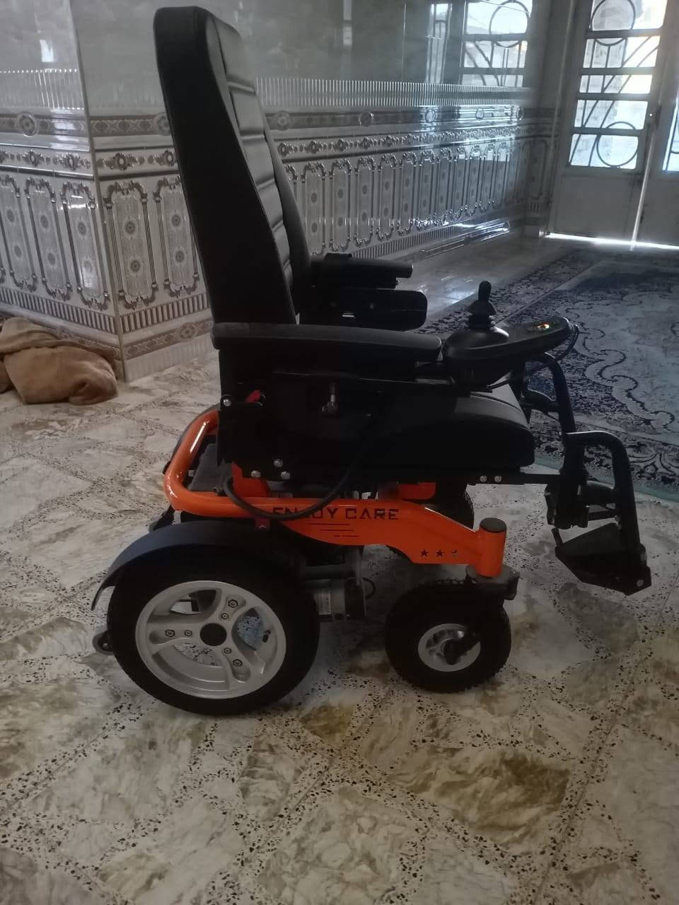 سلام عليكم عربانه شحن جديدة ما مستخدمه حته مشي ما ماشيه تجي تفحص وتاخذه للبيع السعر 550وبيه مجال بسيط‪‏‪***********‬‏ متواجد وتساب فقط مكاني كربلاء طوريج +الشاحنه وياه
